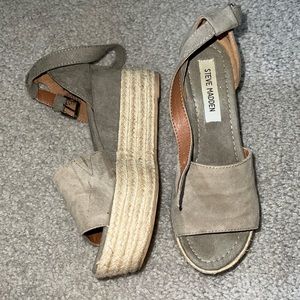 Steve Madden platform sandals!